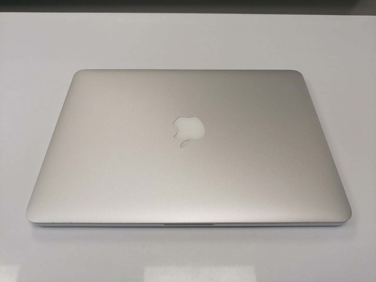 MacBook Pro 13" Retina (2014) MGX82 i5/2,6GHz/8Gb/256GbFlash/Intel Iris (287 циклов / Без коробки) - БУ (Раб)